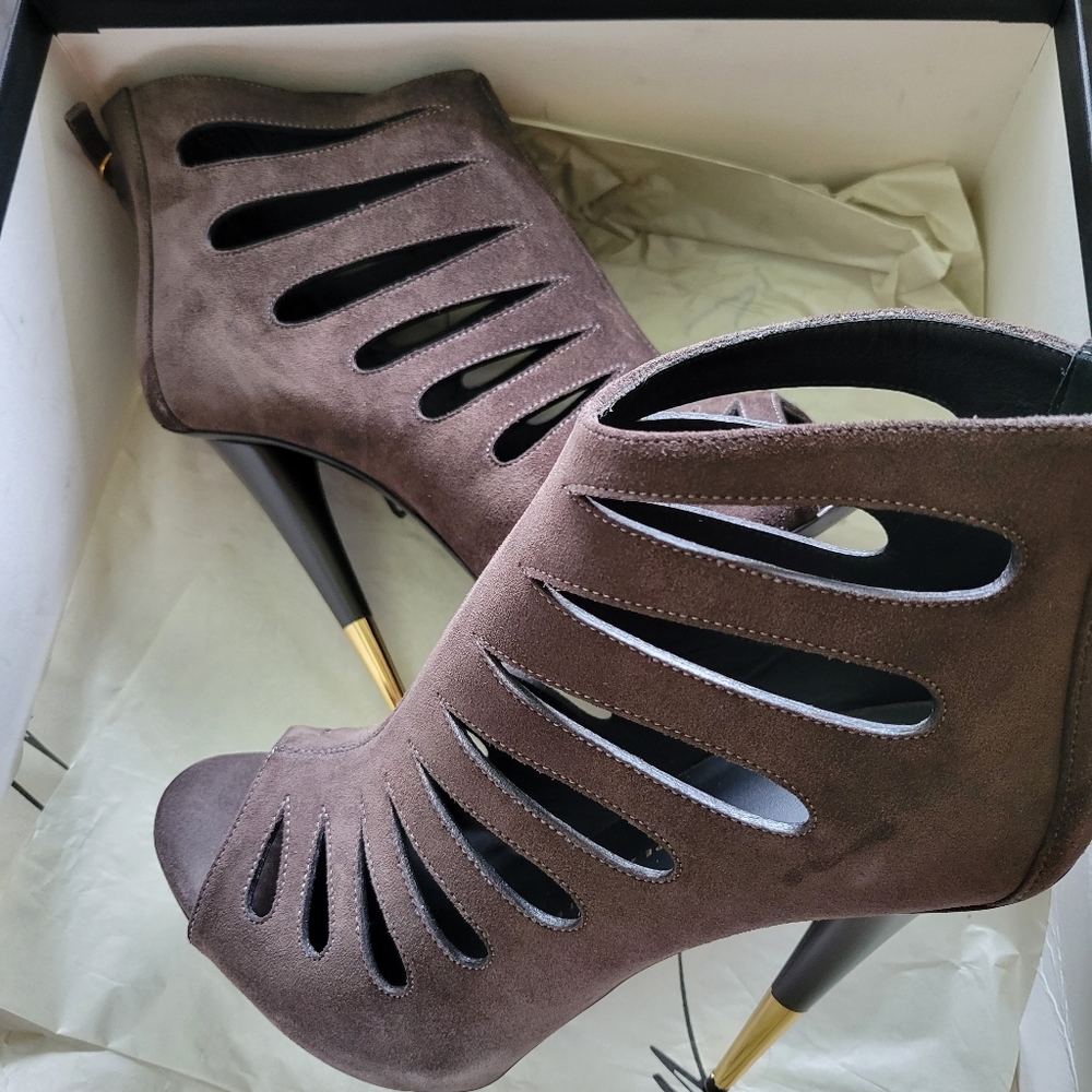 Guiseppe Zanotti
